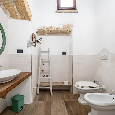 Apartment Palazzo Rolli - La Stanza Del Camino & La Stanza Delle Botti *